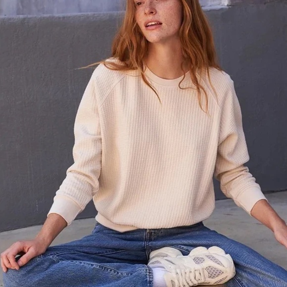 Perfectwhitetee Thom Waffle Sweatshirt in Sugar - size M - Picture 3 of 3